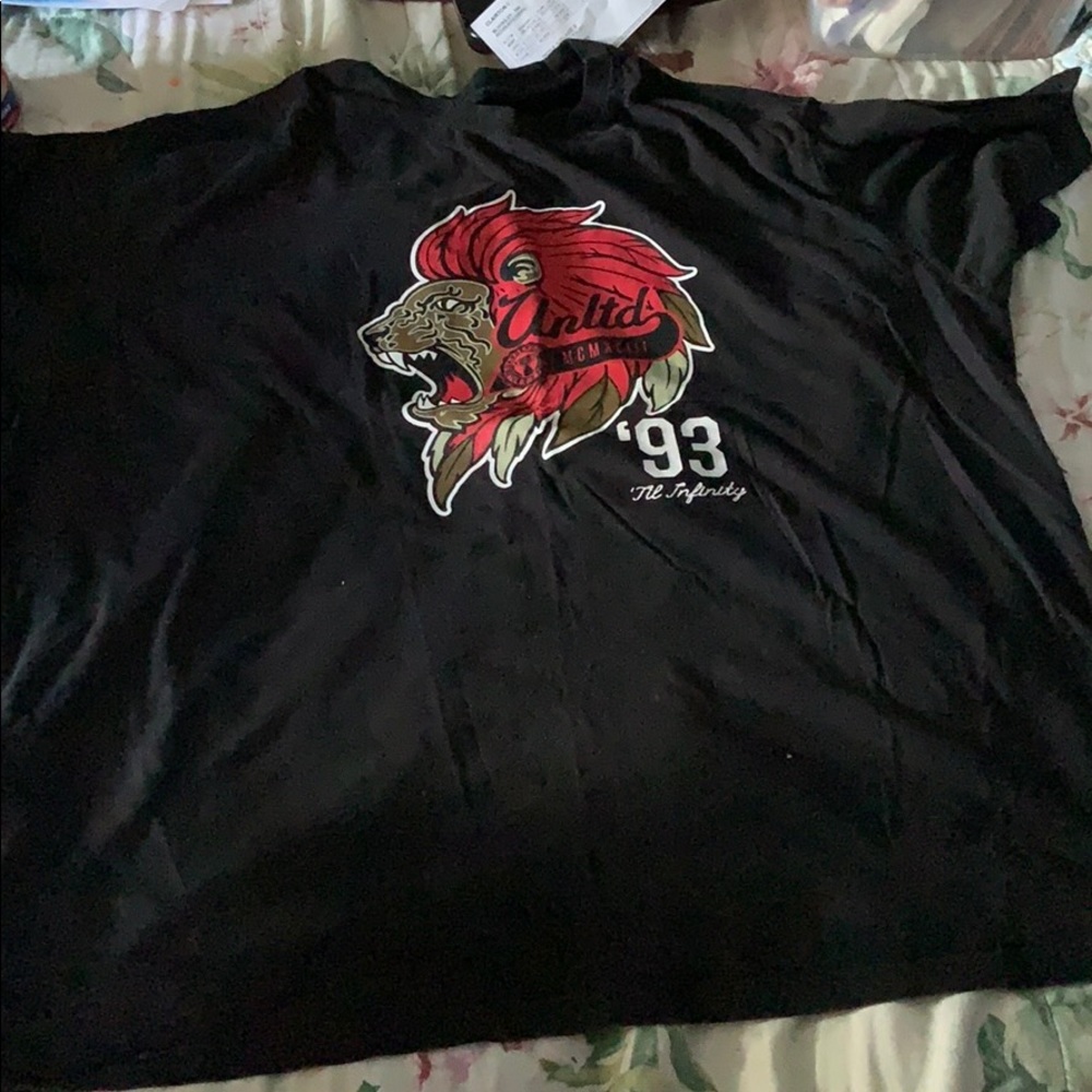 Men’s big tshirt